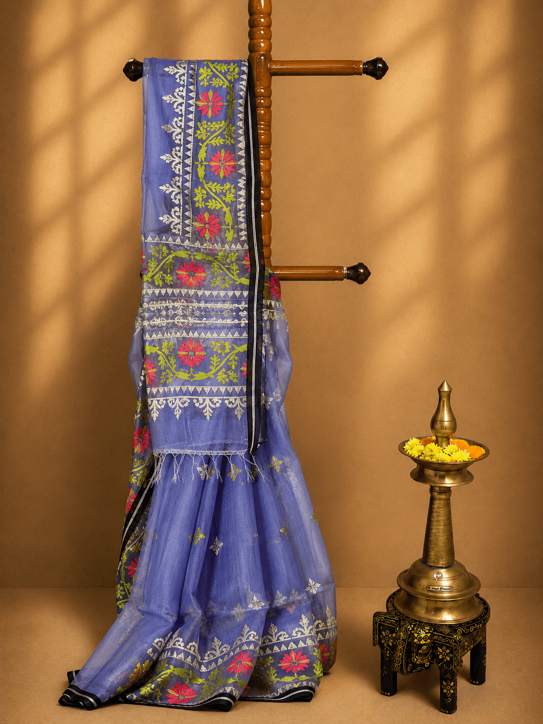 Muslin Silk Jamdani Floral Weave Saree